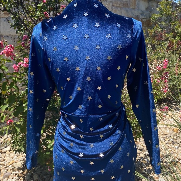 Blue velvet, silver star super plunge party dress! - Picture 3 of 4